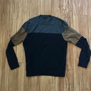 Men’s Banana Republic color block sweater